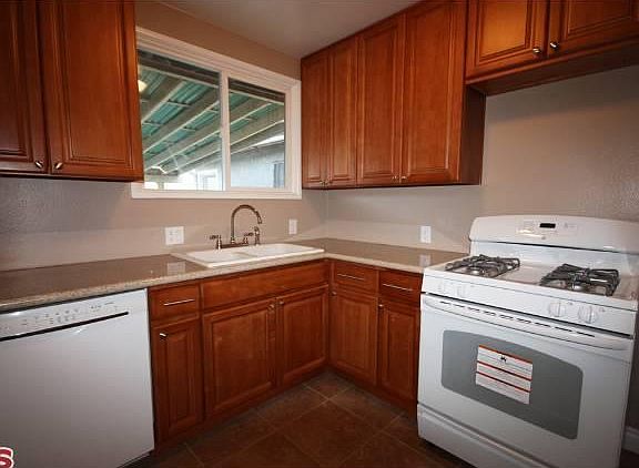 2nd image of 2831 Midvale Ave