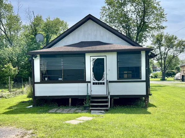 144 Josephine Ave, Bedford, PA 15522