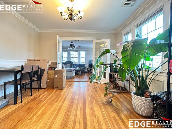3rd image of 142 Arlington St APT 1