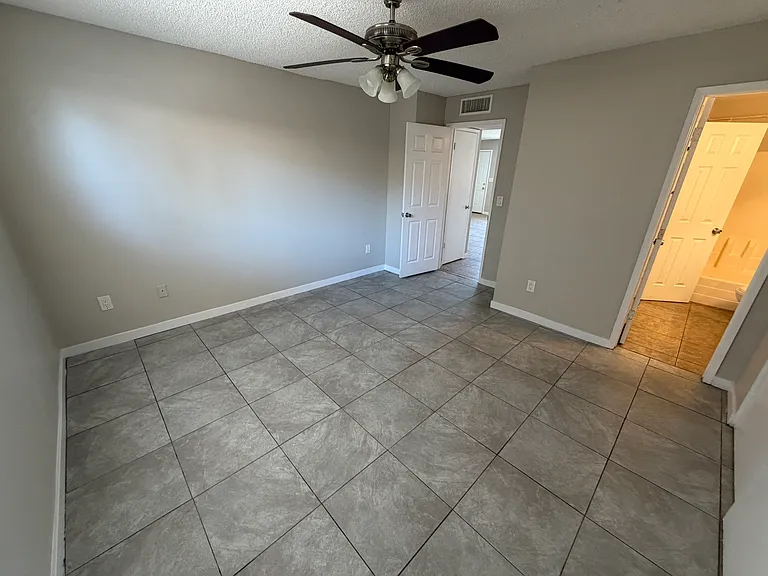 3302 W Northern Ave #2 — Photo 9