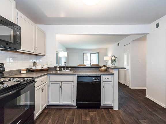 3rd image of 12368 Pinto Hill Dr APT F