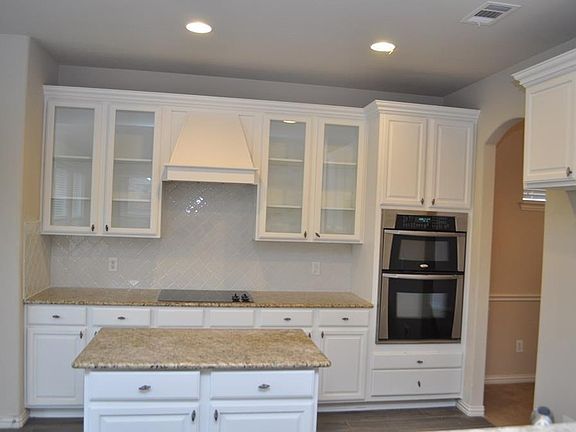 3rd image of 16429 Dry Creek Blvd