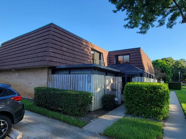 1724 17th Lane, Palm Beach Gardens, FL 33418