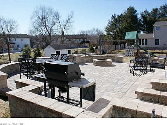 4th image of 108 Cheshire Dr