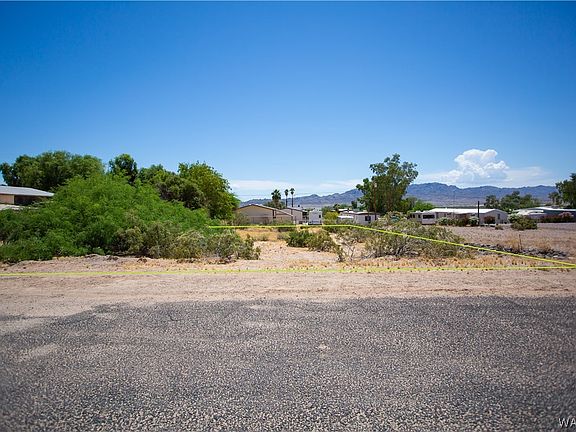 4th image of 4586 E Park Dr Drive