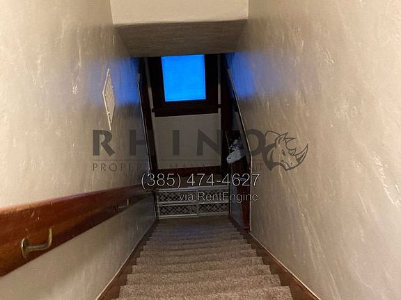 5th image of 525 E 21st St