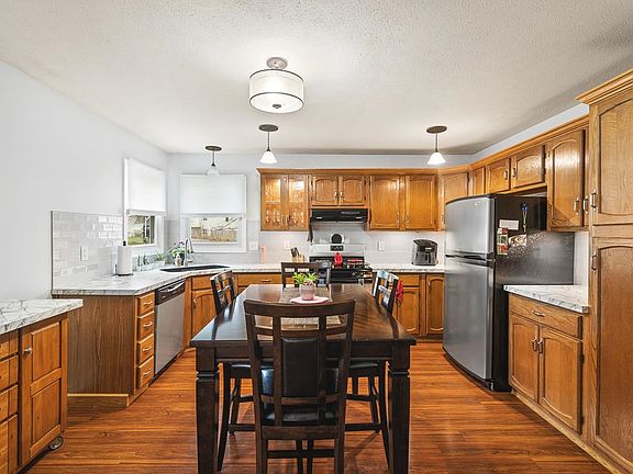 5th image of 5799 Mabbott Dr