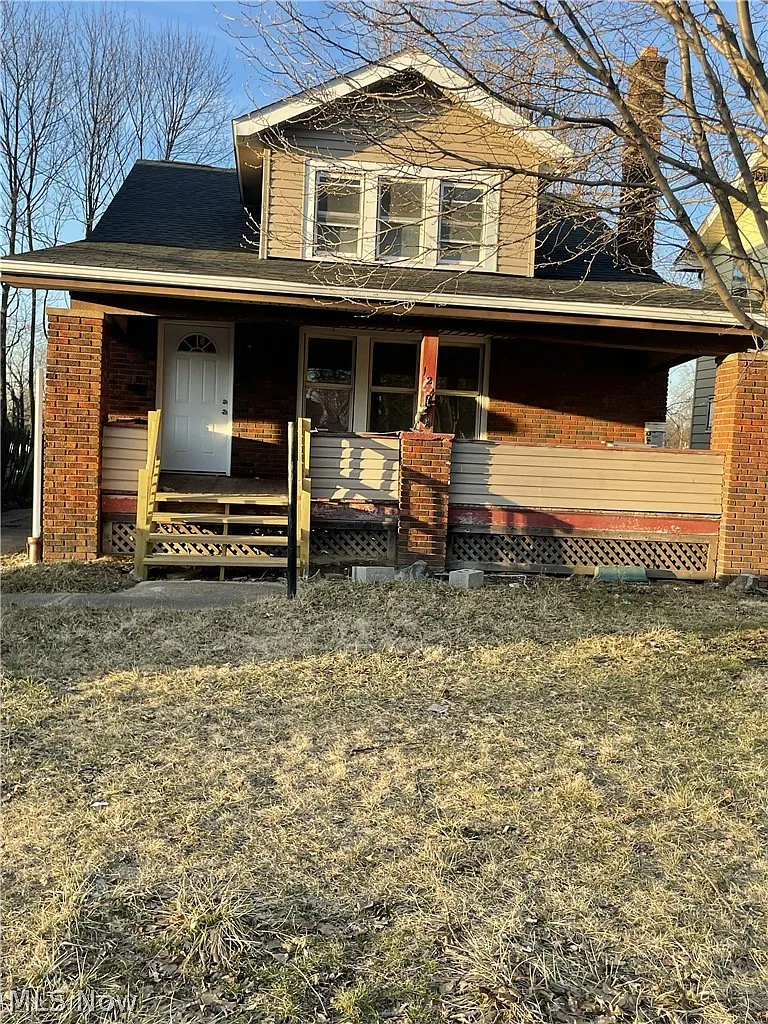 124 E Midlothian Blvd photo 1