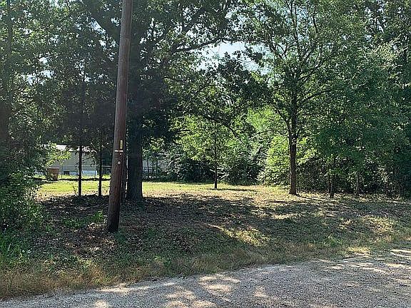 4th image of 7104 Valleyview Dr