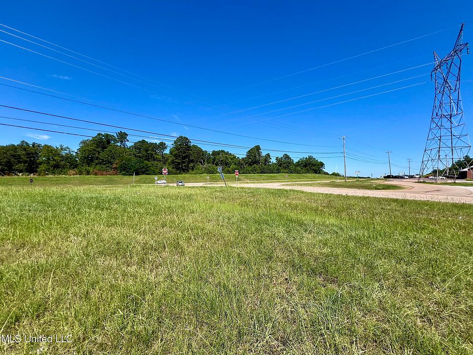 1st image of Hyline Dr Lot 19