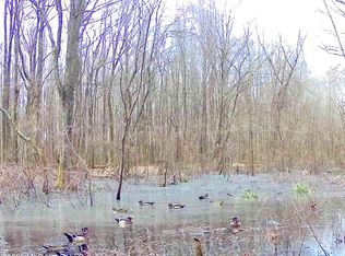 Howard St, Marks, MS 38646