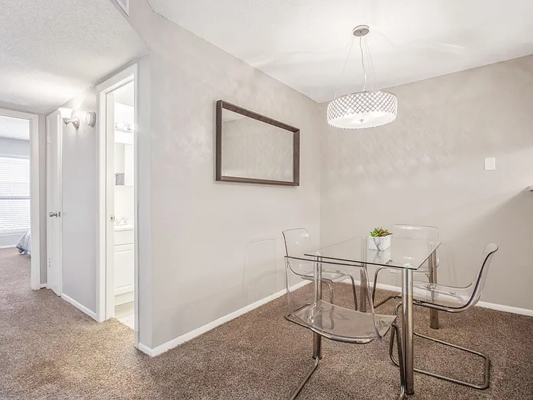 Radius Apartment Homes - $250 Off Move-in Costs! — Photo 36