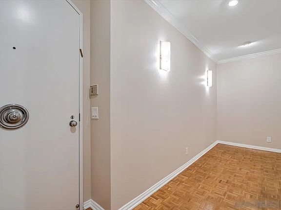 5th image of 700 Front St Unit 1607