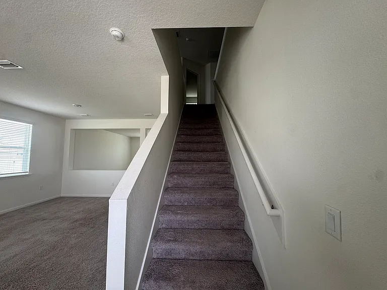 Santos Ln — Photo 25