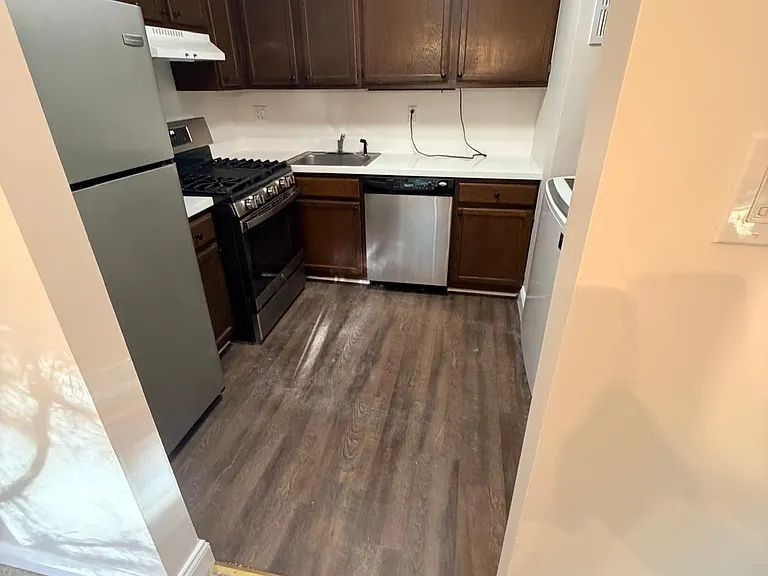 1508 Painters Xing — Photo 17