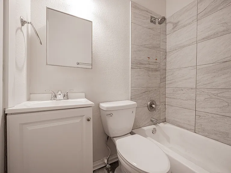864 E Chandler Blvd, Chandler Az — Photo 10