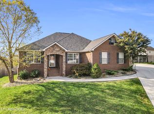 2105 Briarhill Ln, Knoxville, TN 37921