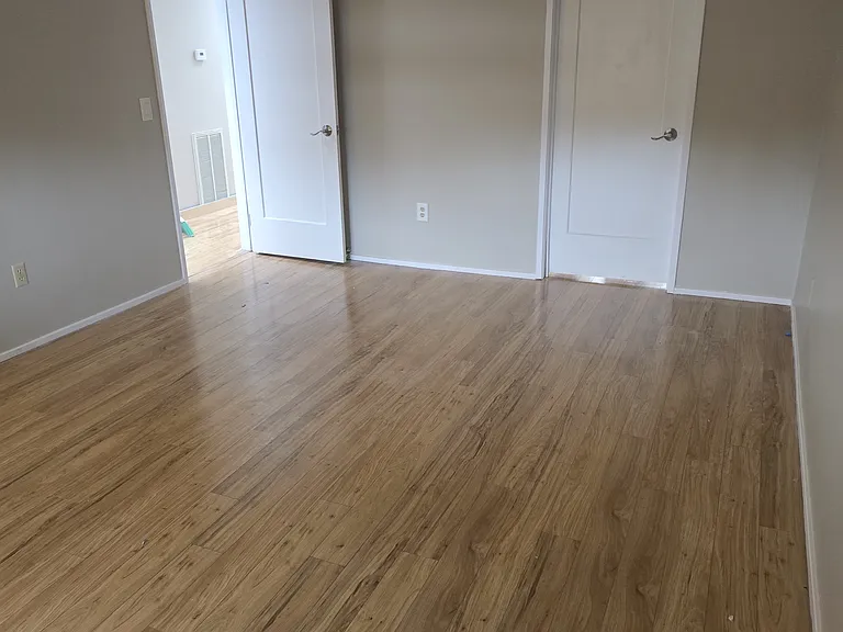 master Bedroom has ensuite bath with large soaking tub and separate shower