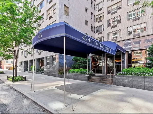 45 Sutton Place South image 18 of 18