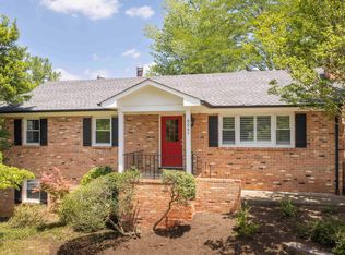 8005 Washington Ct, Charlottesville, VA 22911