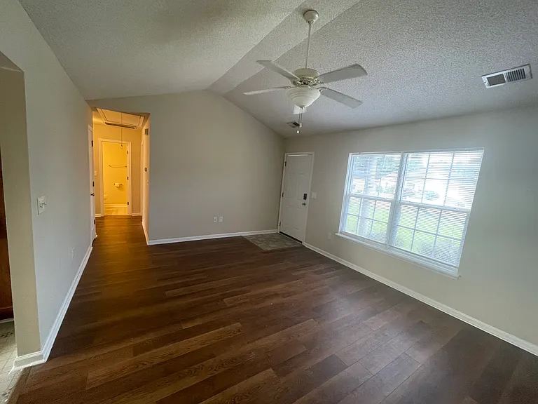 5017 Westview St — Photo 9