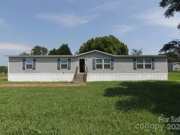 102 Robs Ct, Grover, NC 28073
