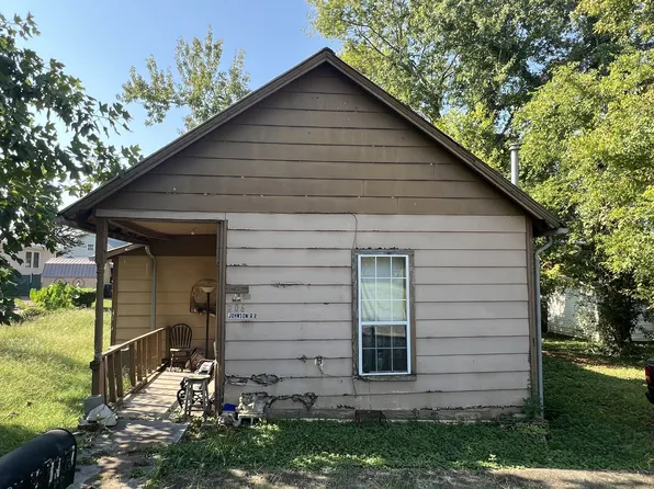 206 White Oak St, Hartsville, TN 37074