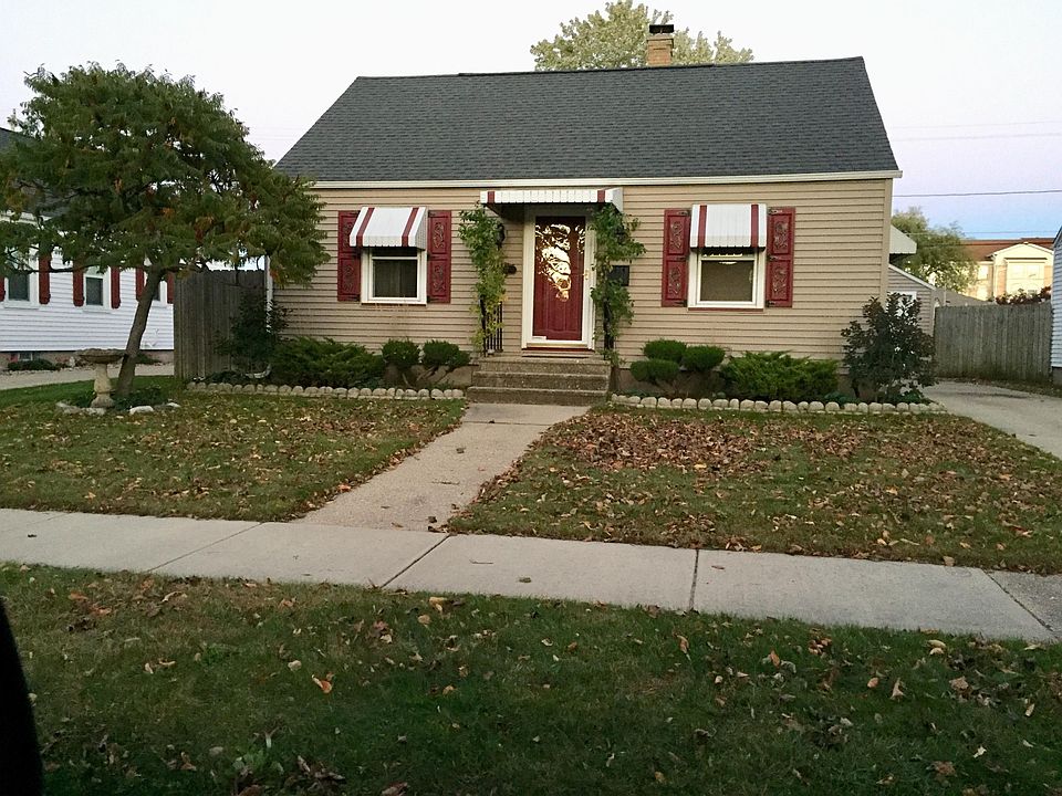 2nd image of 3517 10th Ave
