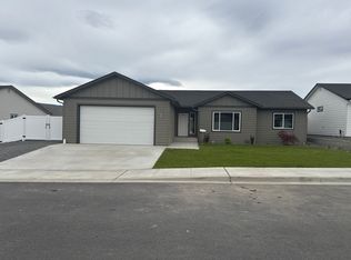 328 S Newton Ave, East Wenatchee, WA 98802