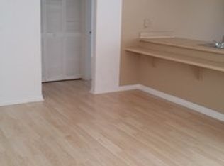 906 SW 47th Ter APT 3, Cape Coral, FL 33914