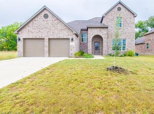 181 Breeders Dr, Willow Park, TX 76087