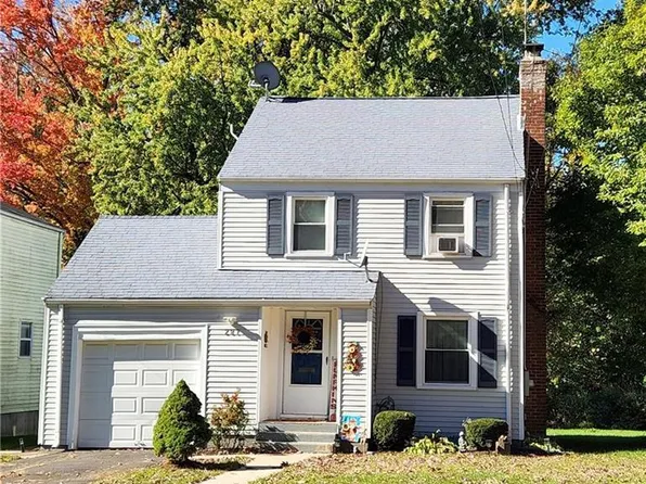 287 Oakwood Avenue, West Hartford, CT 06110