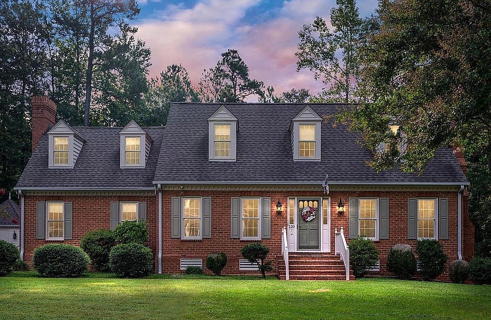 1st image of 120 Lacy Ln