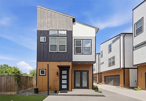 1307 Bayou St #B Photo 1