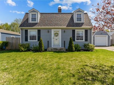 15 Broadmoor Rd, Cranston, RI, 02910