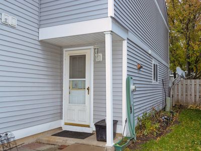 515 Meadow Green Ln, Round Lake Beach, IL, 60073