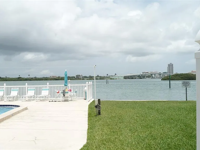 895 S Gulfview Blvd #203 — Photo 9