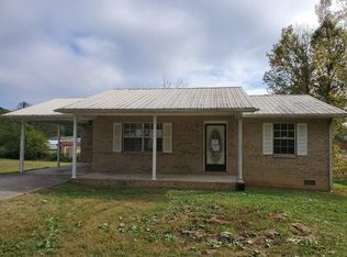 140 Troxel Dr, Oneida, TN 37841