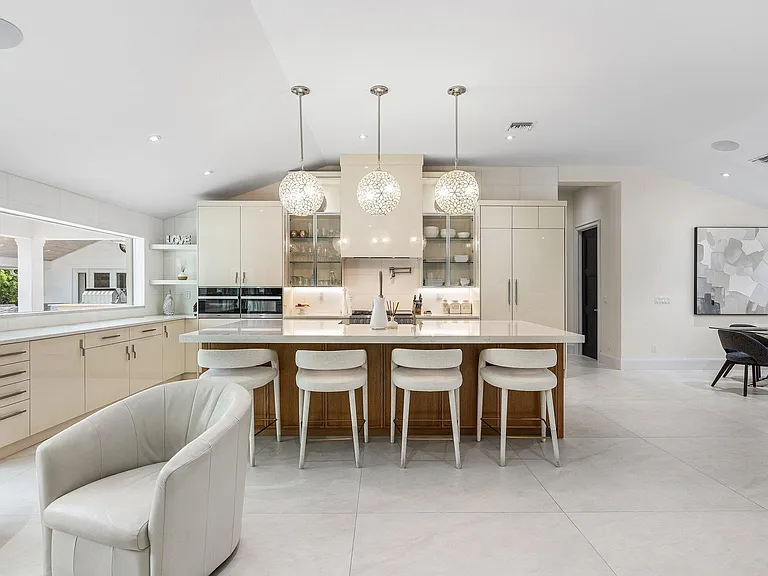 11863 Lake Shore Pl — Photo 16