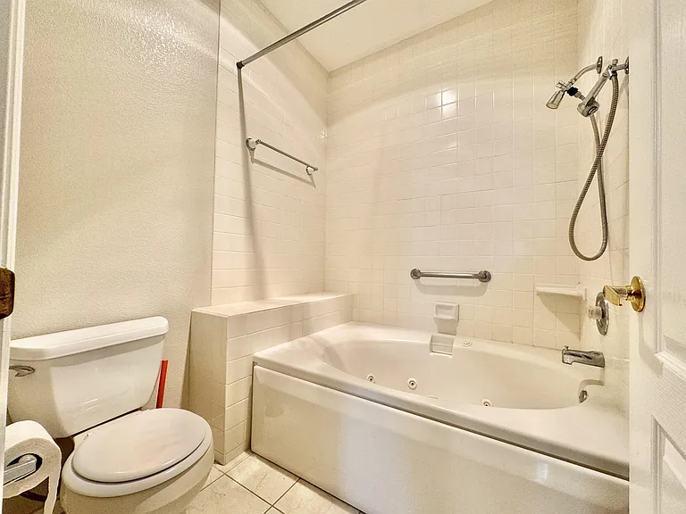 5892 Greenery View Ln — Photo 5