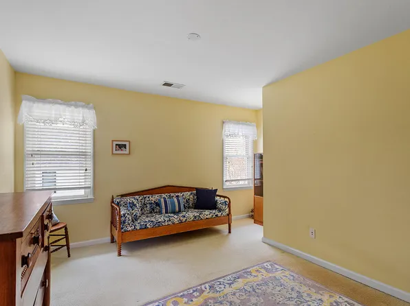 405 Weaver Mine Trl, Chapel Hill, NC 27517