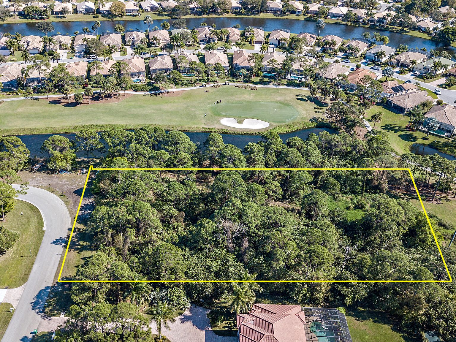 7996 Saddlebrook Drive