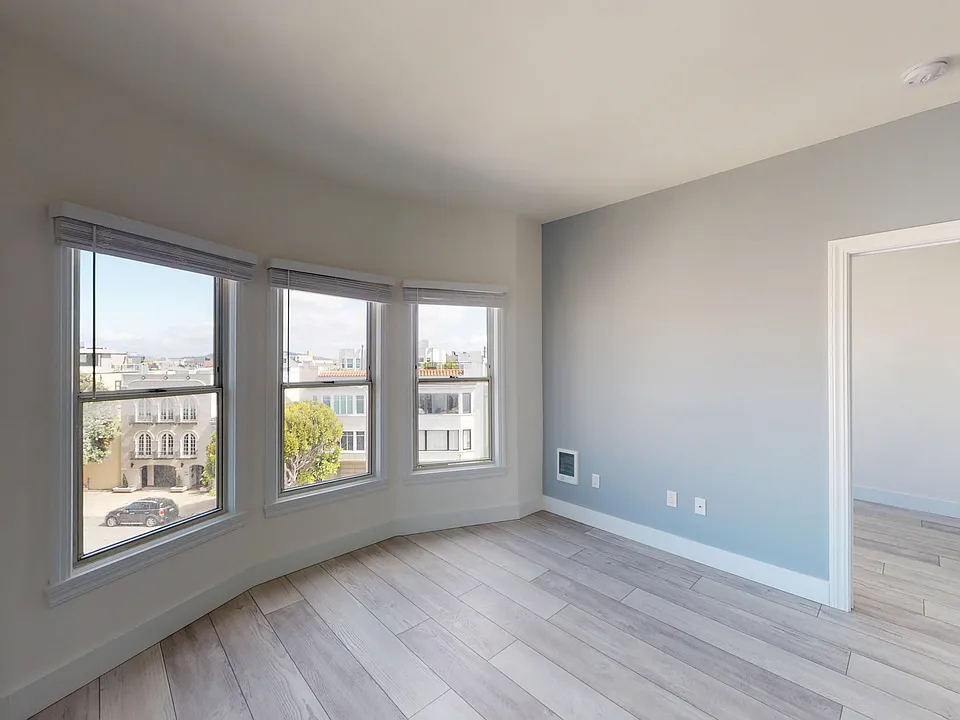 225 Mallorca Way