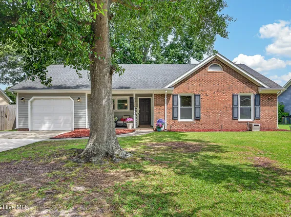 110 Woodbridge Court, Jacksonville, NC 28540
