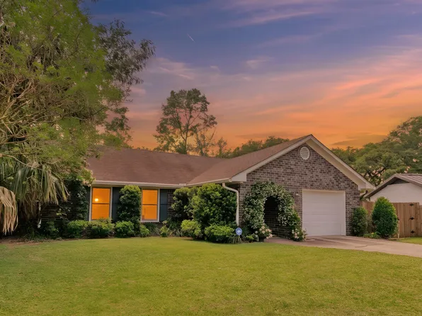 1625 Nantahala Blvd, Mount Pleasant, SC 29464