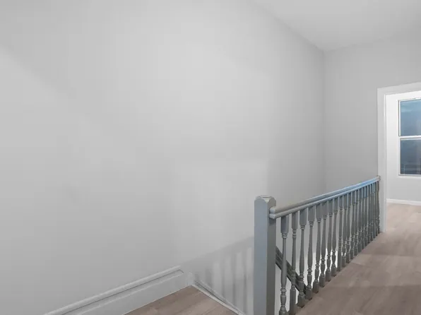 2448 Webb Avenue image 11 of 27