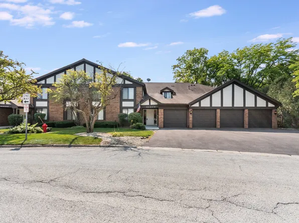 5846 Doe Cir Unit 5846, Westmont, IL 60559