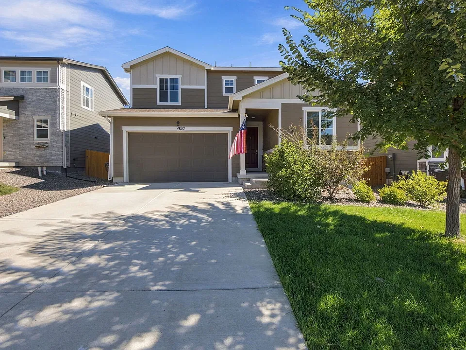 4857 Wolf Moon Dr