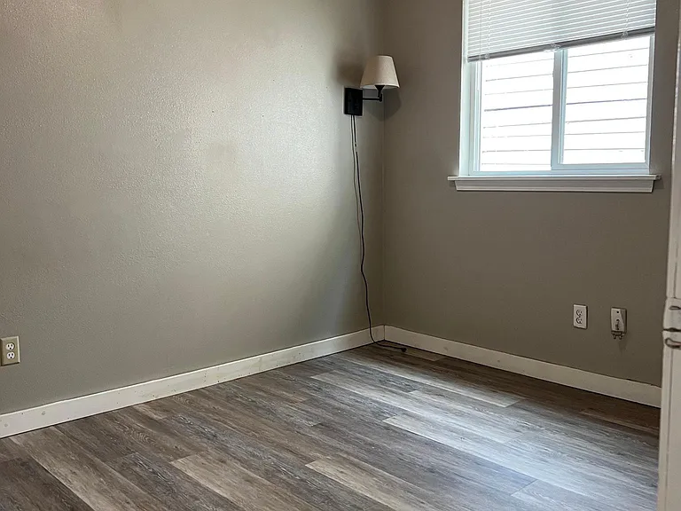 316 Cline Ave — Photo 21