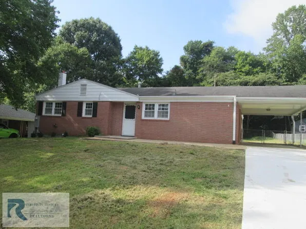 440 Lakeside Dr, Danville, VA 24540